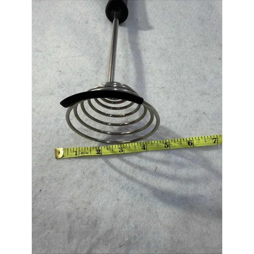 Dreamfarm one-Handed Stainless-Steel Veggie & Potato Masher w/ Soft Grip scraper